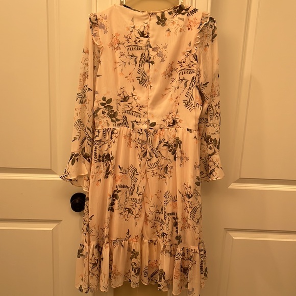 Drops just below the knee. Fully lined. - Picture 2 of 2